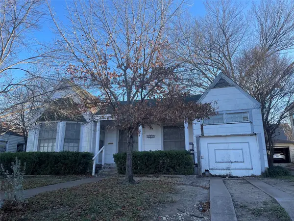 3909 Byers Avenue, Fort Worth, TX 76107