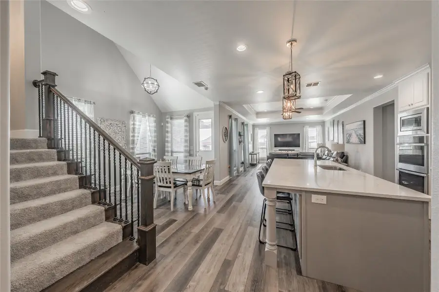 8208 Indian Hills Court, Benbrook, TX 76126 - Image #3