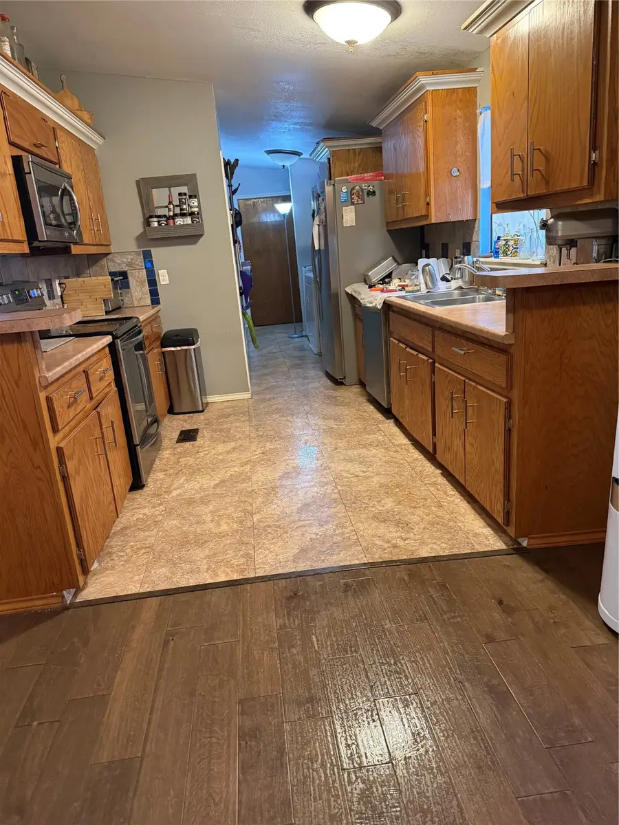 144 Tanglewood Drive, Mabank, TX 75156 - Image #3