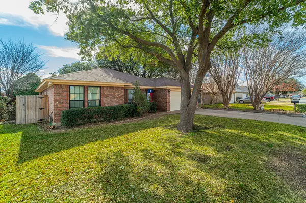 3745 Fairhaven Drive, Fort Worth, TX 76123