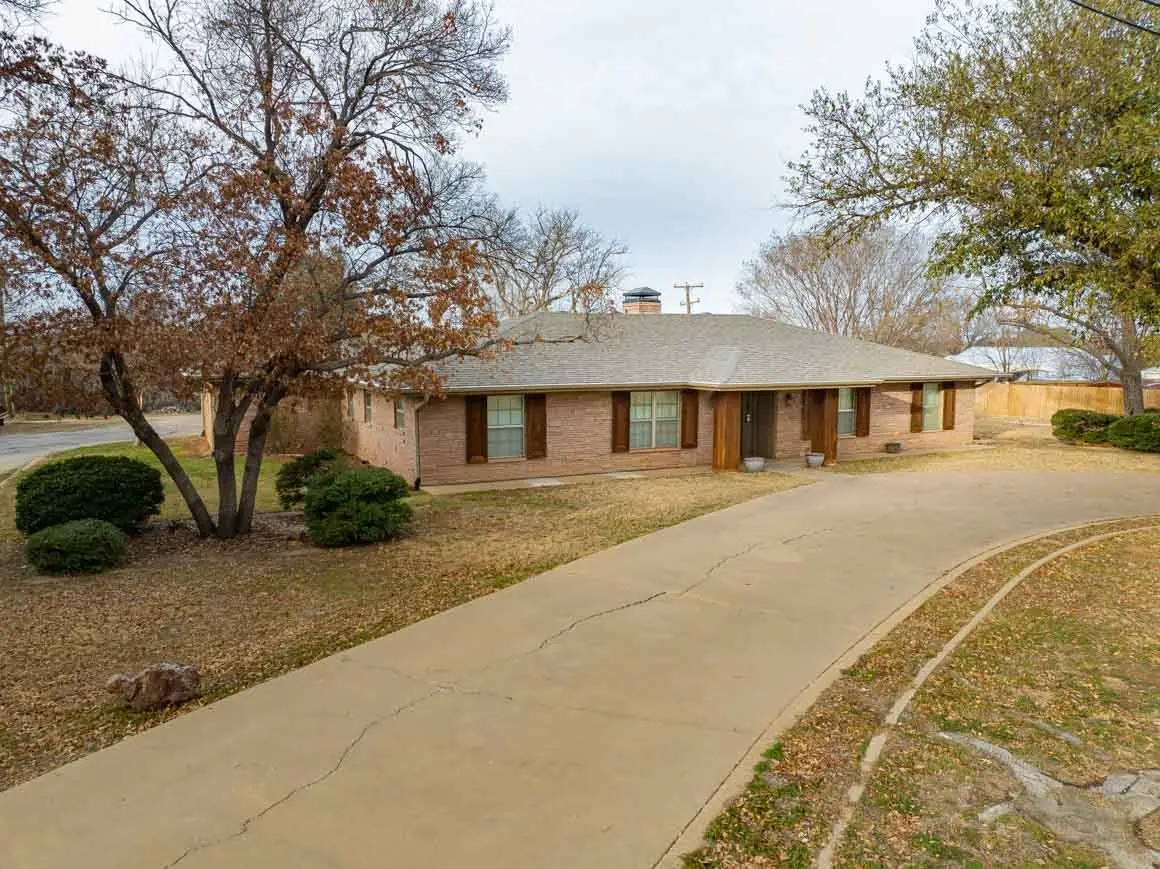 1506 W Elliott Street, Breckenridge, TX 76424 - #1