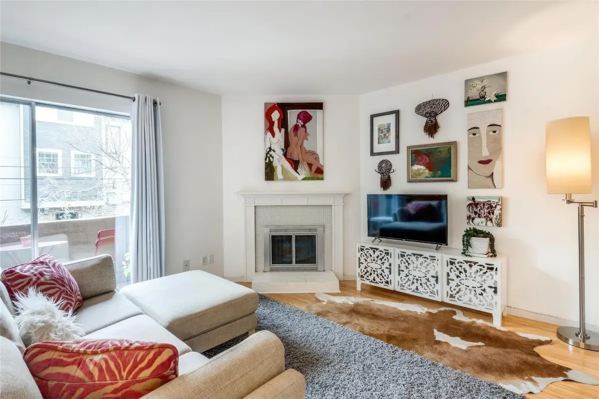 4044 Buena Vista Street #220, Dallas, TX 75204 - Image #1