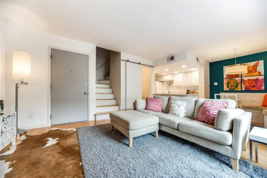 4044 Buena Vista Street #220, Dallas, TX 75204 - Image #2