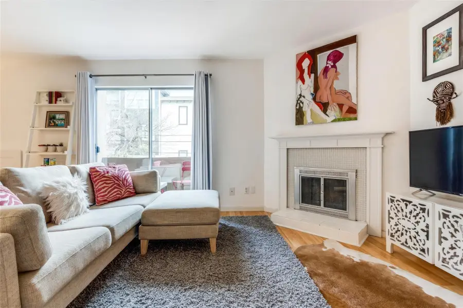 4044 Buena Vista Street #220, Dallas, TX 75204 - Image #3