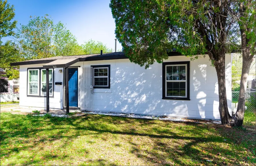 3613 Castleman Street, Fort Worth, TX 76119 - Image #2