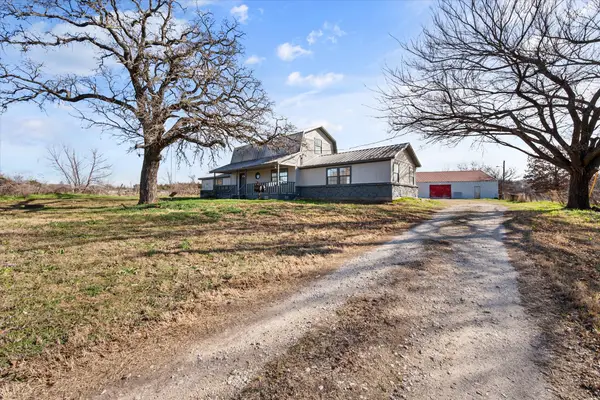 443 County Road 3799, Paradise, TX 76073