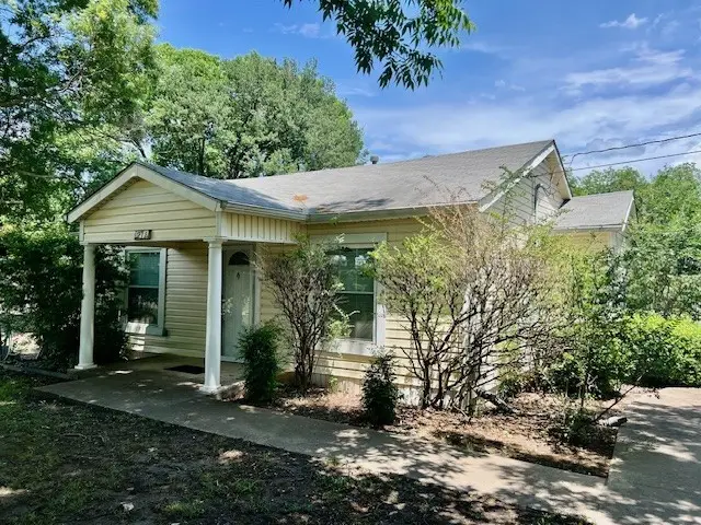 218 Wight Street, Roxton, TX 75477 - Image #1