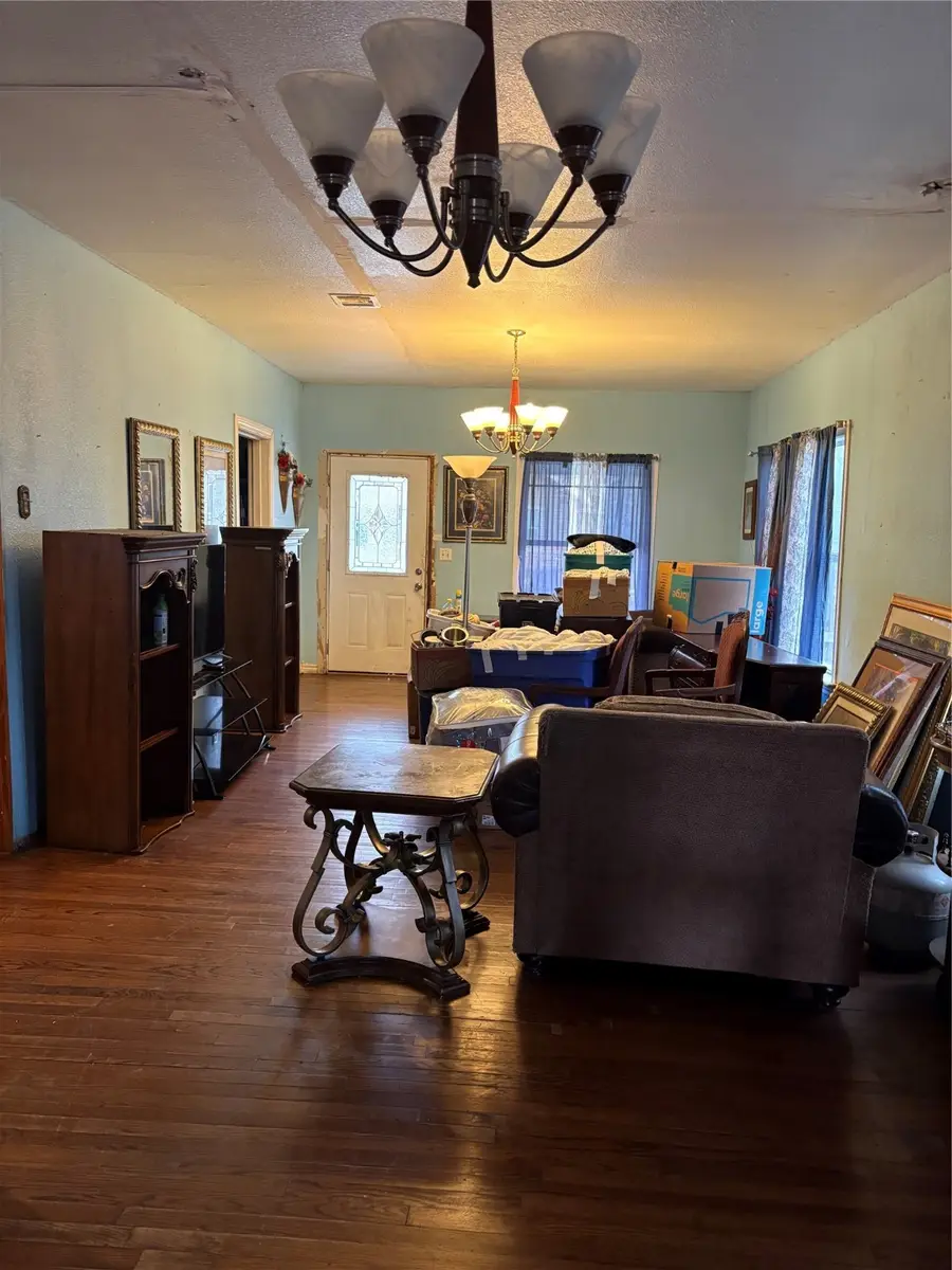 1803 Sayle Street, Greenville, TX 75401 - Image #2