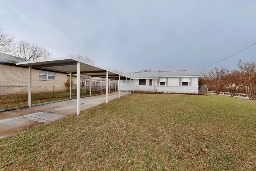 157 SE Tarrant Avenue, Burleson, TX 76028 - Image #3