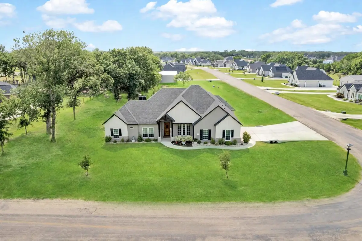 650 Winkler Way, Springtown, TX 76082 - Image #1