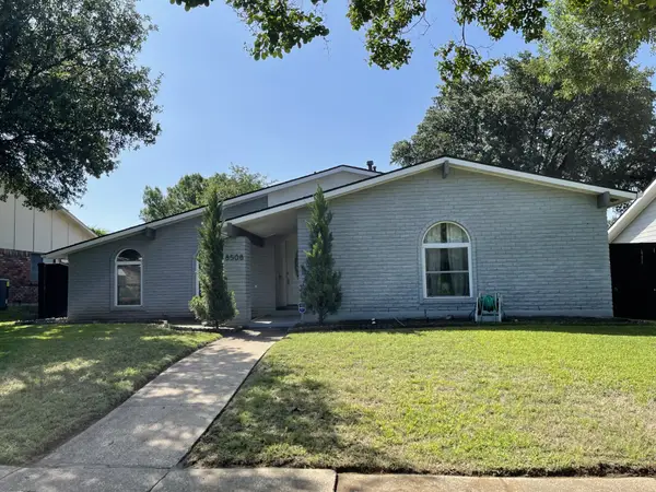 8508 Londonderry Lane, Dallas, TX 75228