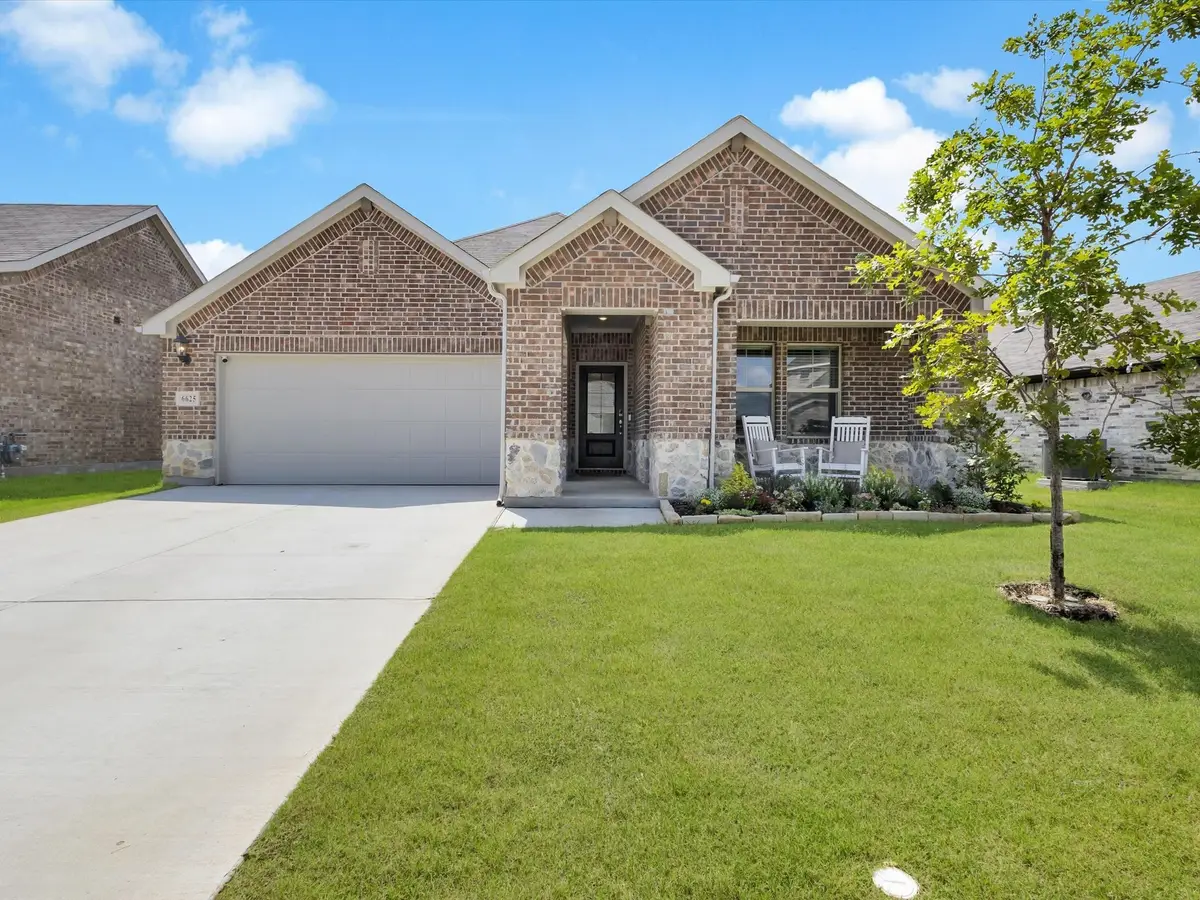 6625 Denim Drive, Fort Worth, TX 76036 - Image #1
