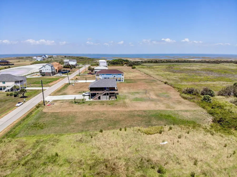 18047 Shaman Drive, Galveston, TX 77554 - Image #3