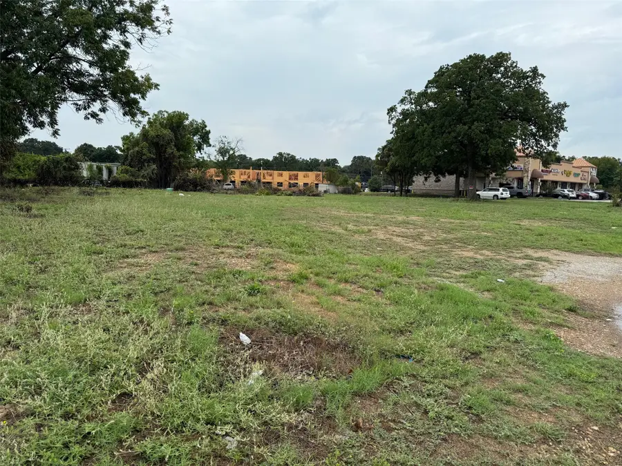 4308 E Belknap Street, Haltom City, TX 76117 - Image #3