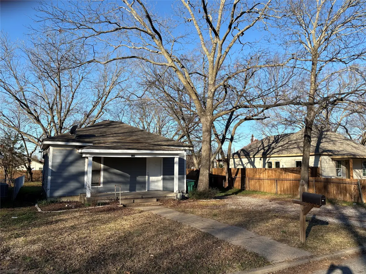 1006 S Throckmorton Street, Sherman, TX 75090 - Image #1