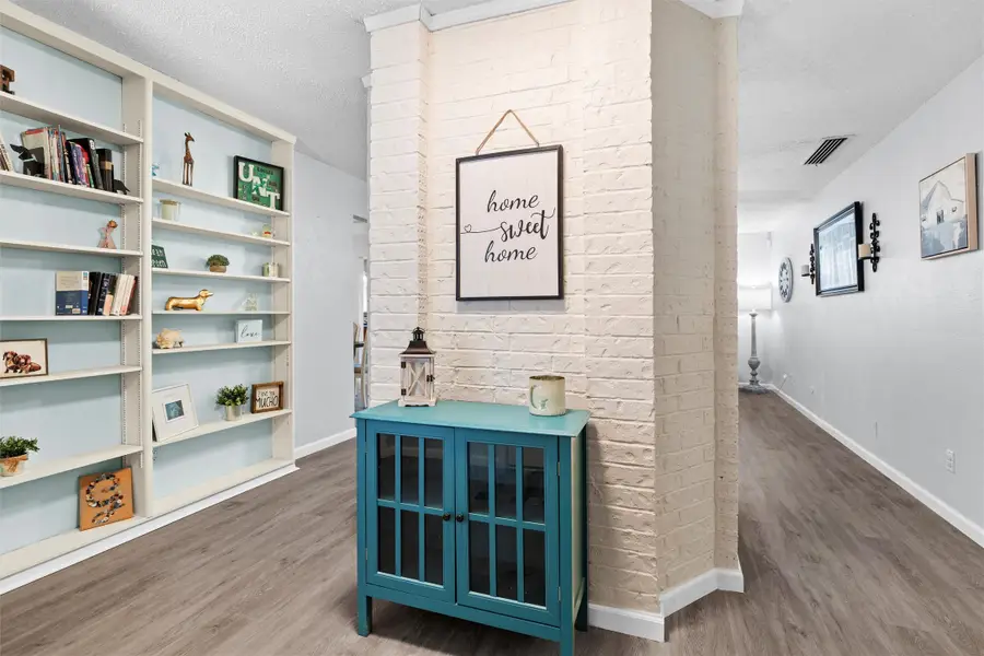 206 Nettletree Street, Arlington, TX 76018 - Image #3