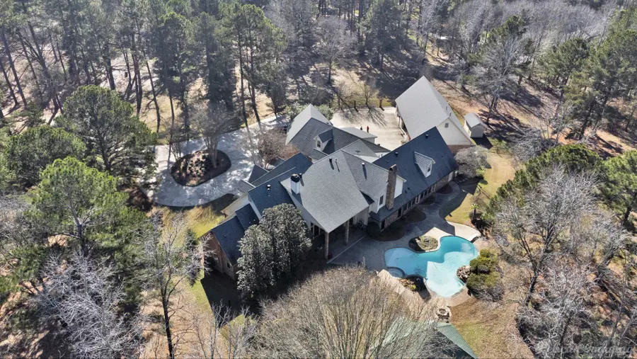 1330 Forest Creek Drive, Shreveport, LA 71115 - Image #2