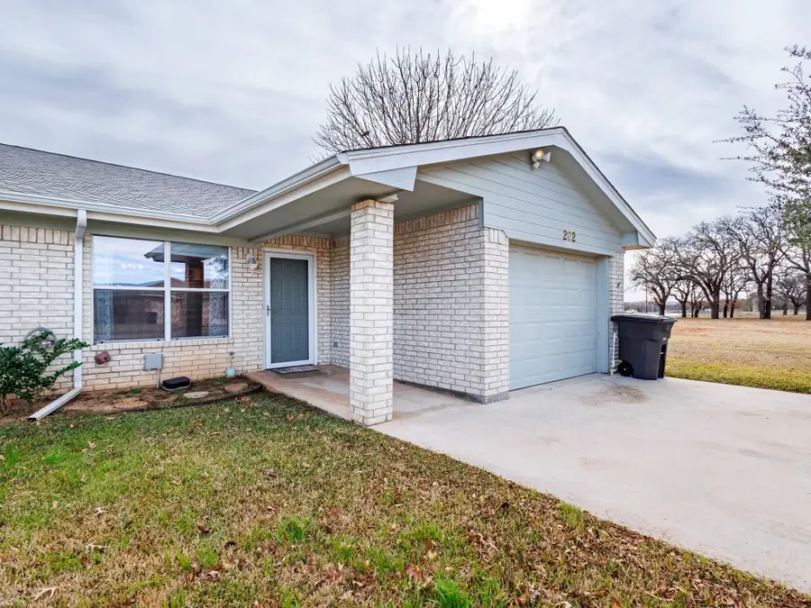 202 Abby Road, Early, TX 76802 - Image #3