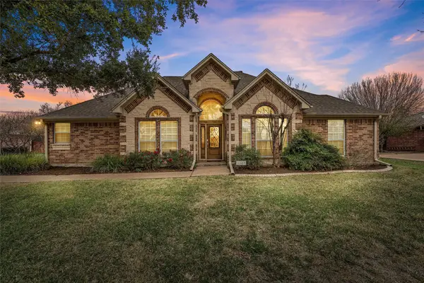 1689 W Tate Avenue, Robinson, TX 76706