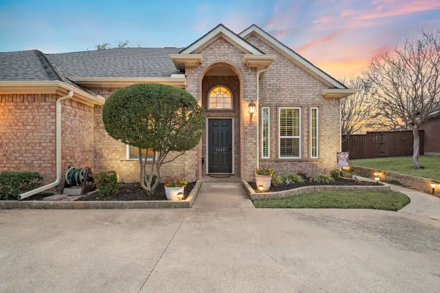 2640 Wickersham Court, Grapevine, TX 76051 - Image #2