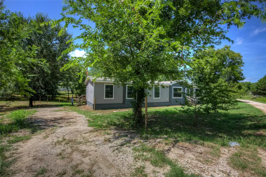 3910 High Land Drive, Lone Oak, TX 75453 - Image #3