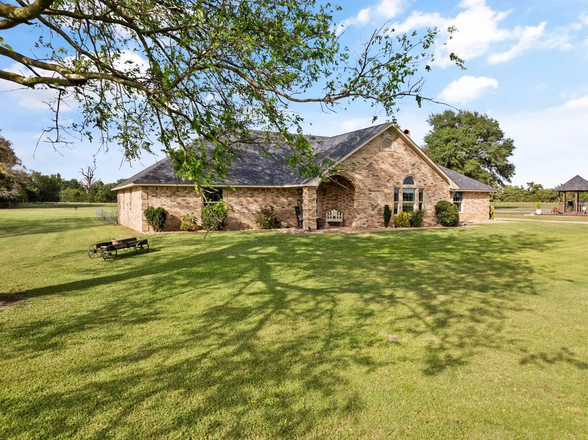 1881 SW County Road 3090, Mount Vernon, TX 75457 - Image #1