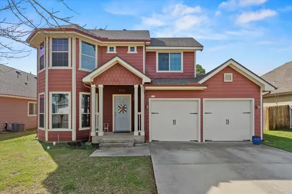 2112 Windsor Farms Drive, Denton, TX 76207