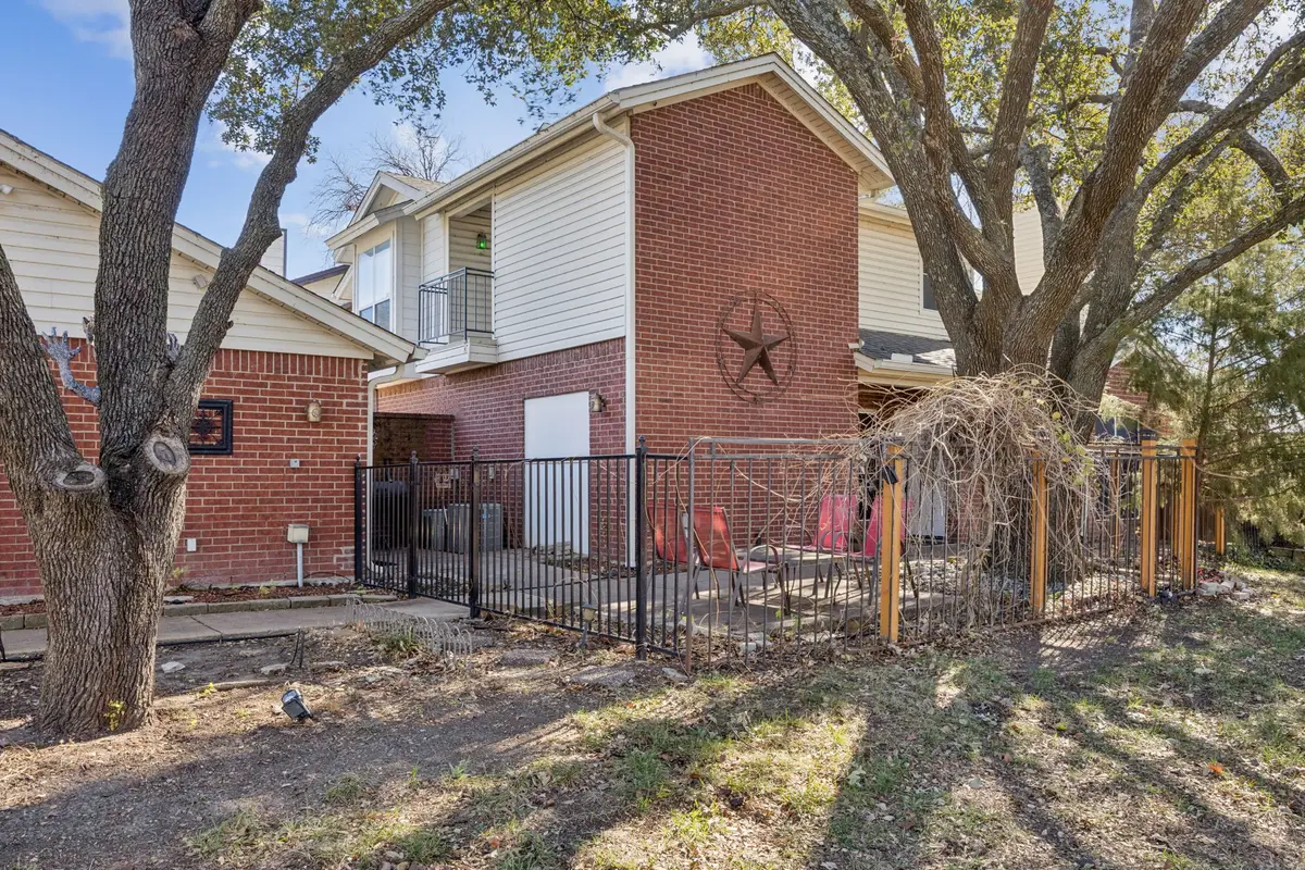 6814 Dolphin Circle, Rowlett, TX 75088 - Image #1
