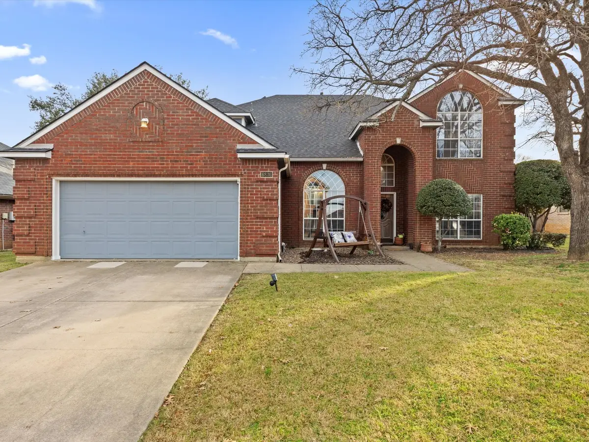 6836 Moss Lane, North Richland Hills, TX 76182 - Image #1