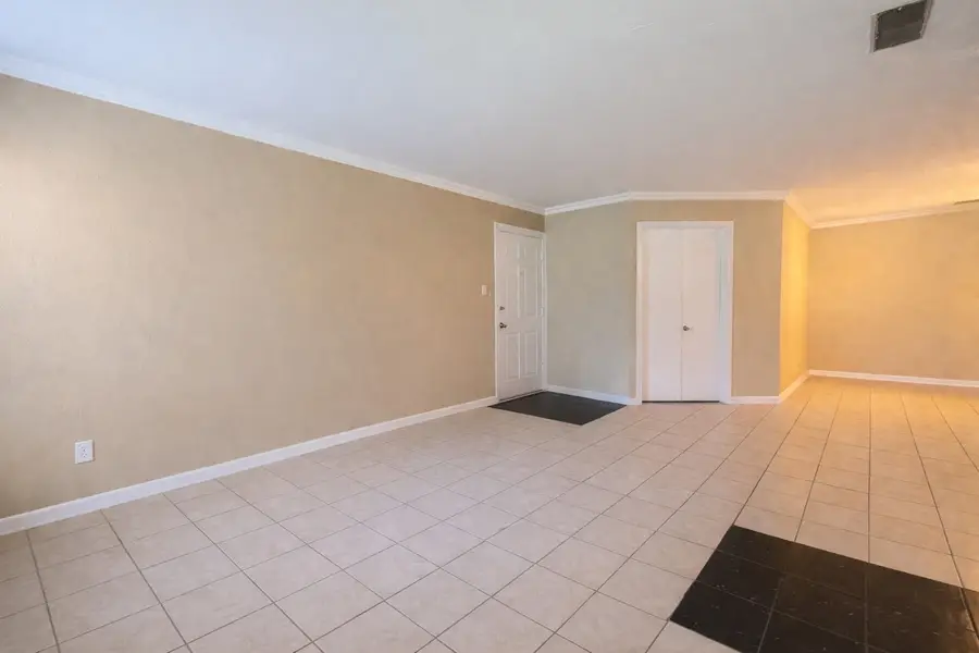 18333 Roehampton Drive #513, Dallas, TX 75252 - Image #3