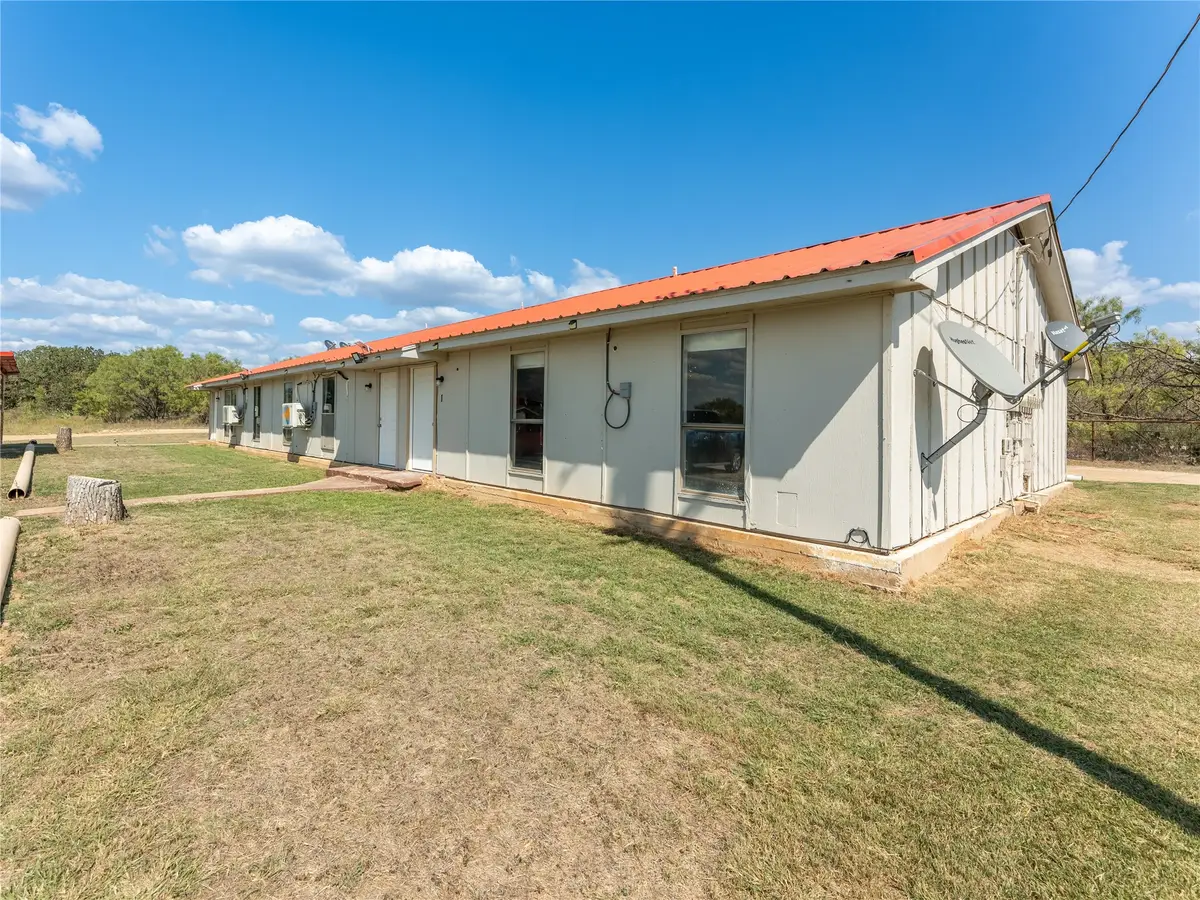 9464 Us Highway 180 W #4, Breckenridge, TX 76424 - Image #1
