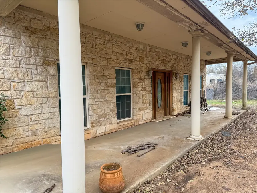 1700 Don Lee Rd Road, Joshua, TX 76058 - Image #3