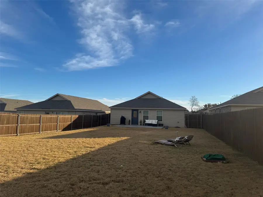 1469 Yachtclub Drive, Azle, TX 76020 - Image #3