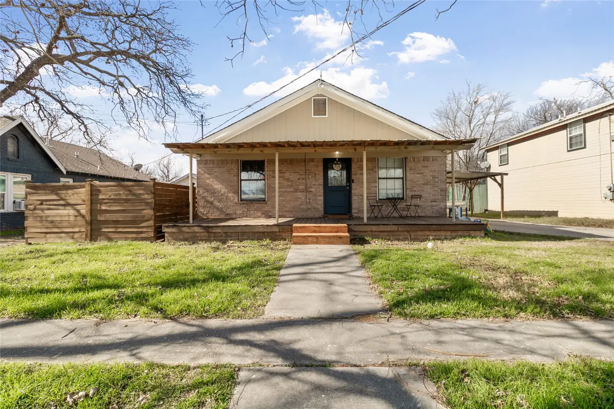 512 S Nueces Street, Coleman, TX 76834 - Image #1