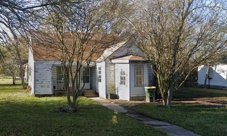 110 E Angeline Street, Groesbeck, TX 76642 - #1