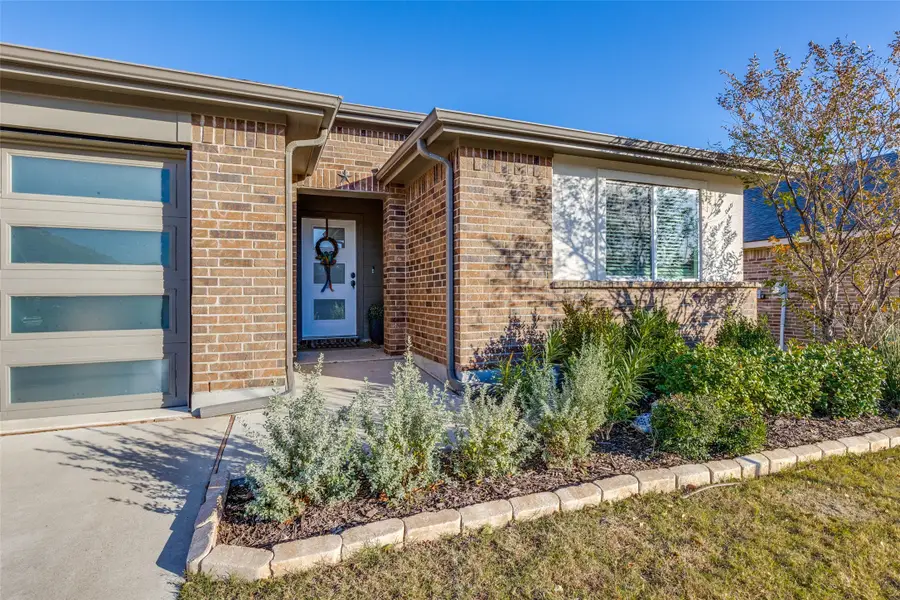 9324 Herringbone Drive, Fort Worth, TX 76131 - Image #3