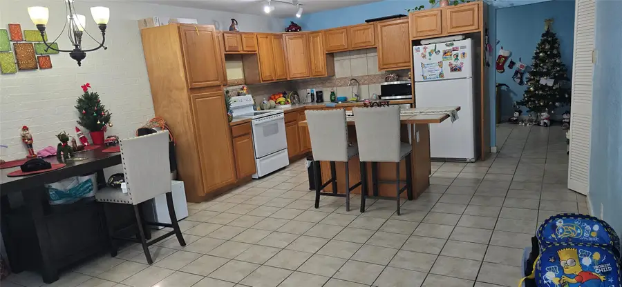 32 E Mountain Creek Drive #24, Grand Prairie, TX 75052 - Image #2