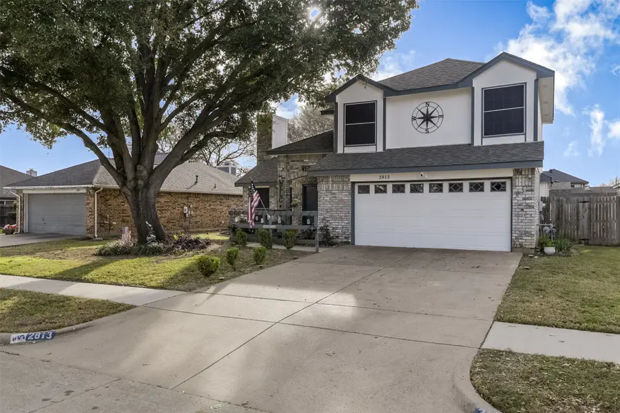 2813 White Oak Drive, Grand Prairie, TX 75052 - Image #2