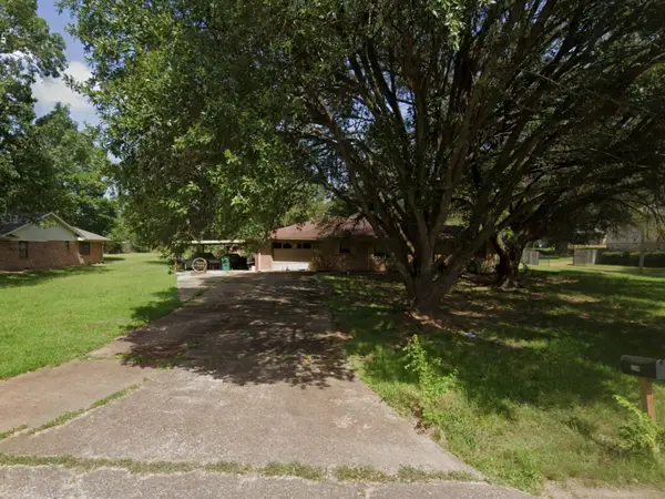 204 Joyner Street, Omaha, TX 75571