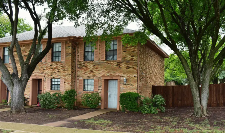 7415 Kingswood Drive, Fort Worth, TX 76133 - Image #2