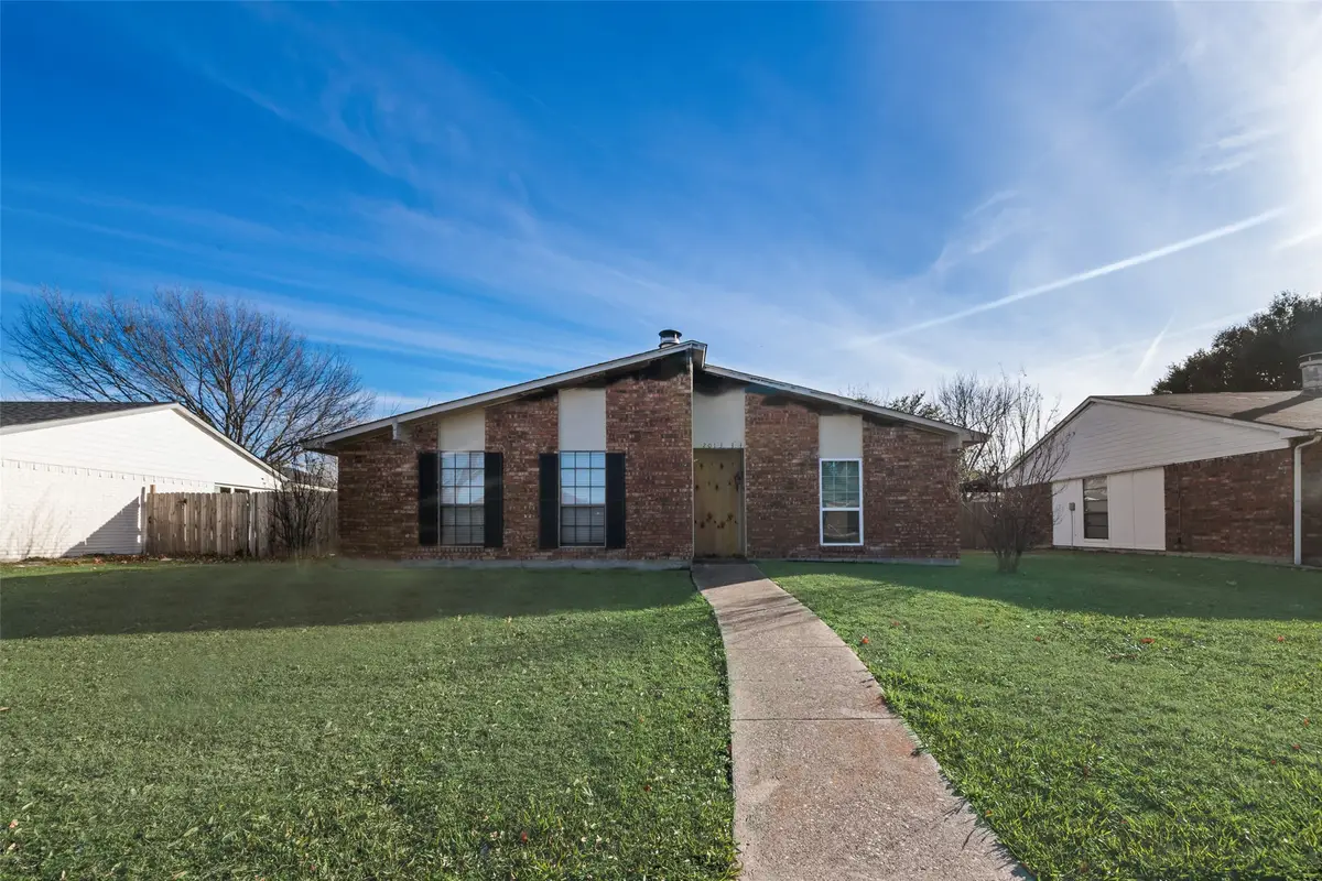 2013 Clark Trail, Grand Prairie, TX 75052 - Image #1
