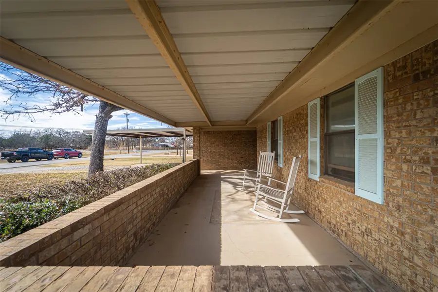 706 Tanglewood Drive, Clyde, TX 79510 - Image #2