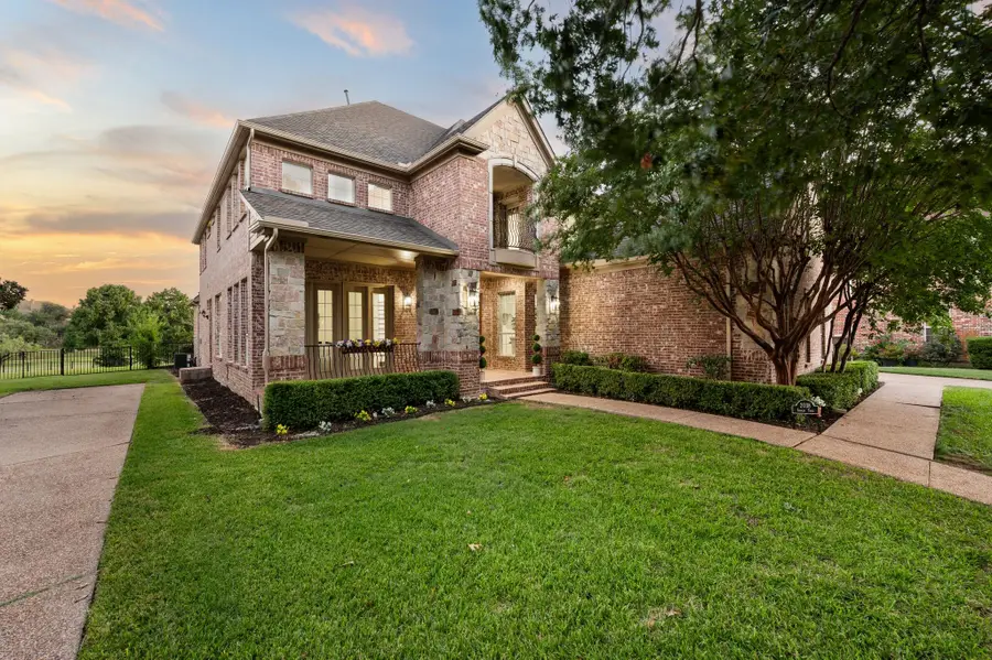 2038 Azalea Trail, Irving, TX 75063 - Image #3