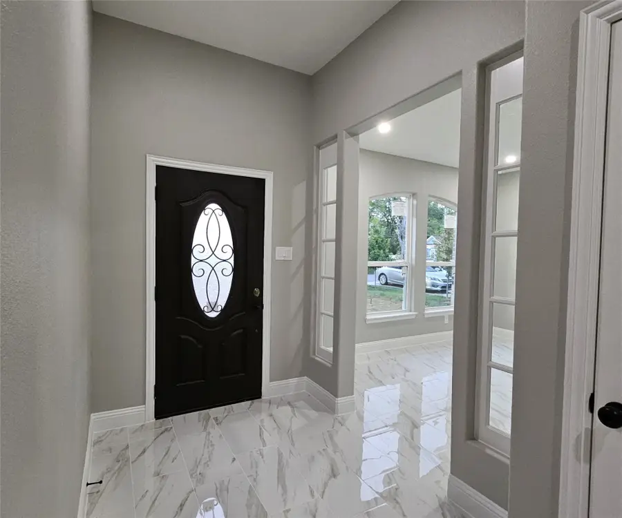 202 E 1st North Street, Kaufman, TX 75142 - Image #3