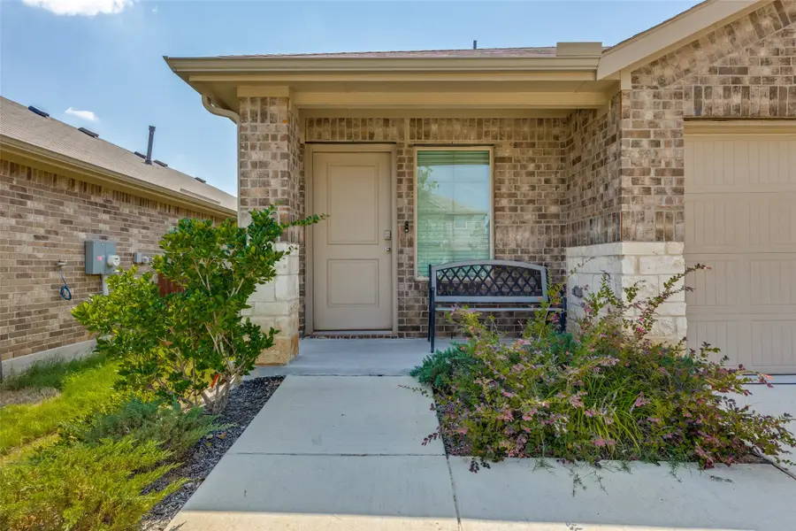 162 Greengate Drive, Boyd, TX 76023 - Image #3