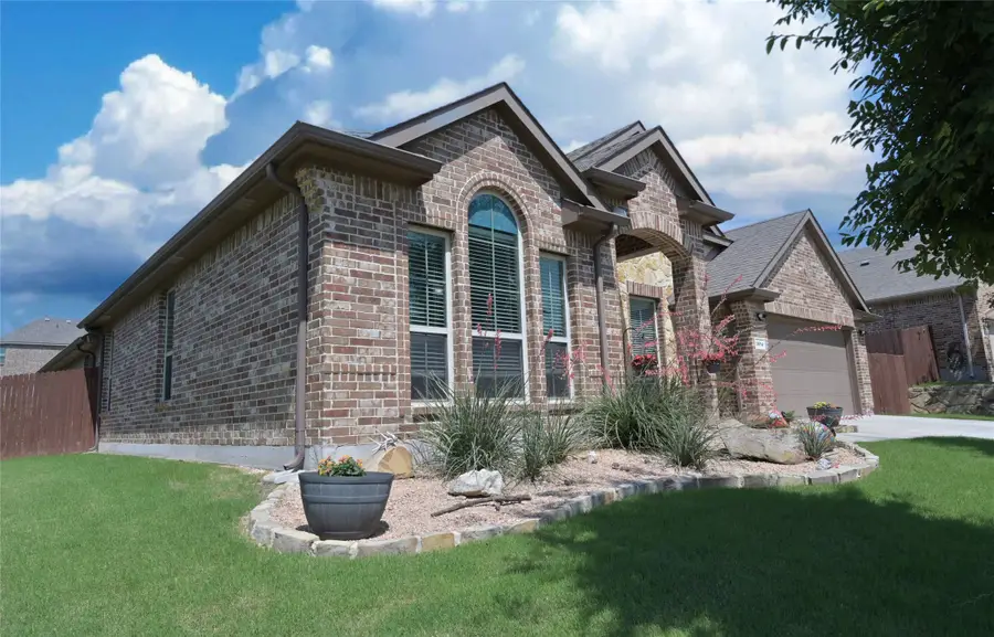 3614 Brighton Drive, Midlothian, TX 76065 - Image #3