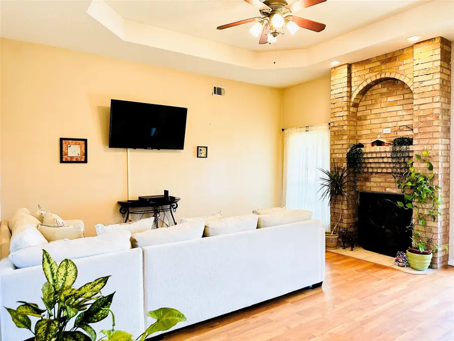 3740 Castlegate Drive, Paris, TX 75462 - Image #3