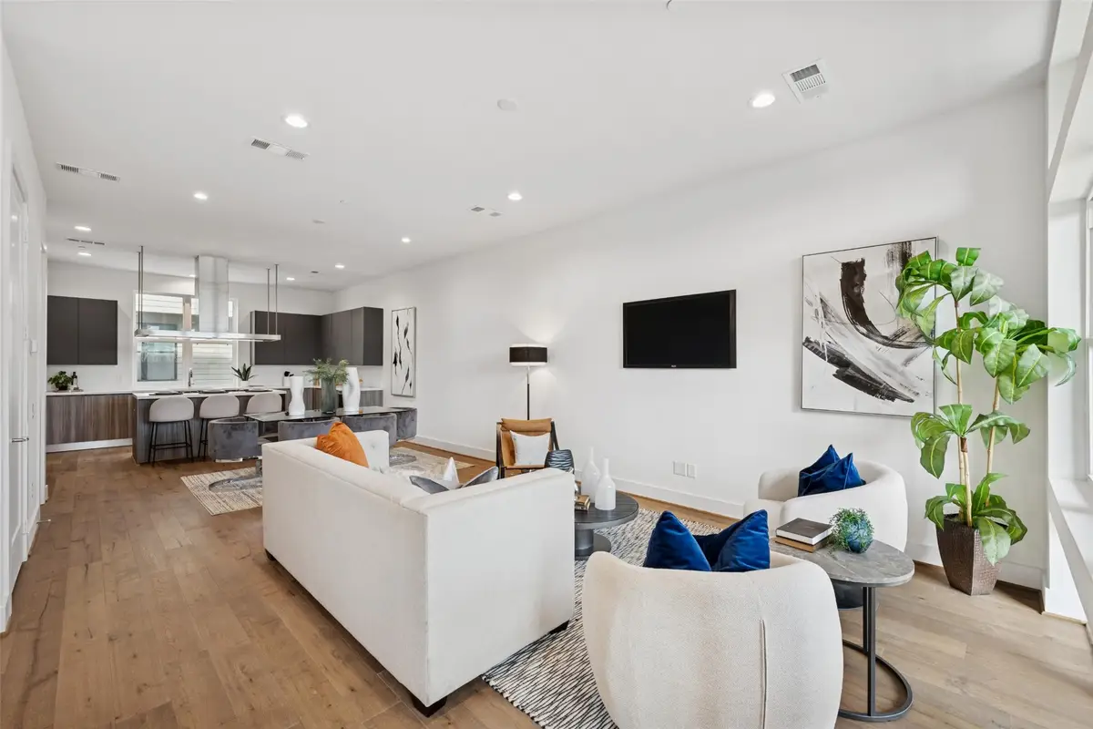 3064 Chimes Street, Dallas, TX 75219 - Image #1