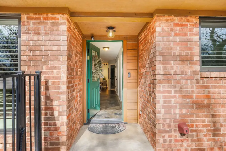 2271 Shoreline Drive, Flower Mound, TX 75022 - Image #3