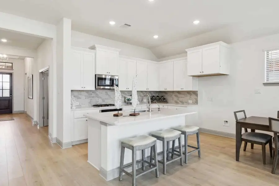 3802 Belleview Place, Crandall, TX 75114 - Image #2